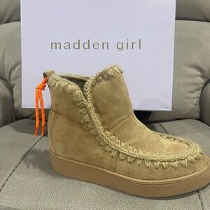 Madden Girl Tan Wedges with Orange Accent